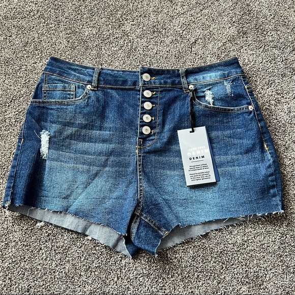 Love Tree Pants - SOLD!! NWT Love tree denim shorts.